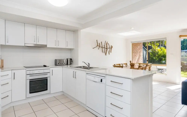 Bayside Court Apartments