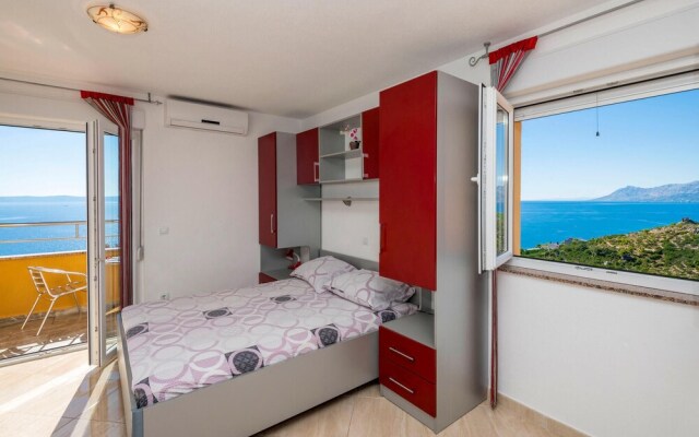 Amazing Apartment in Krvavica With Wifi
