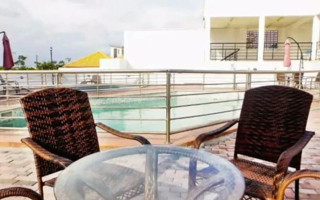 Cvilla Resort