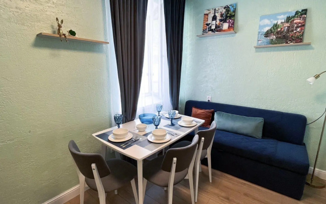 Апартаменты на Набережной Мойки 60