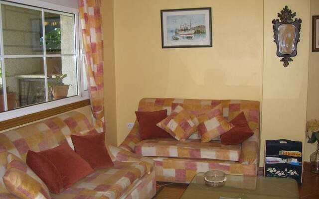 Pontevedra 100009 1 Bedroom Apartment By Mo Rentals