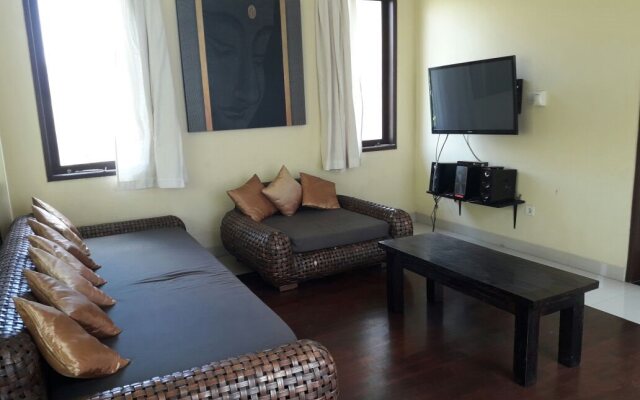 The Legian Hotman Paris III