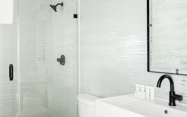 The Richard, The Edgartown Collection