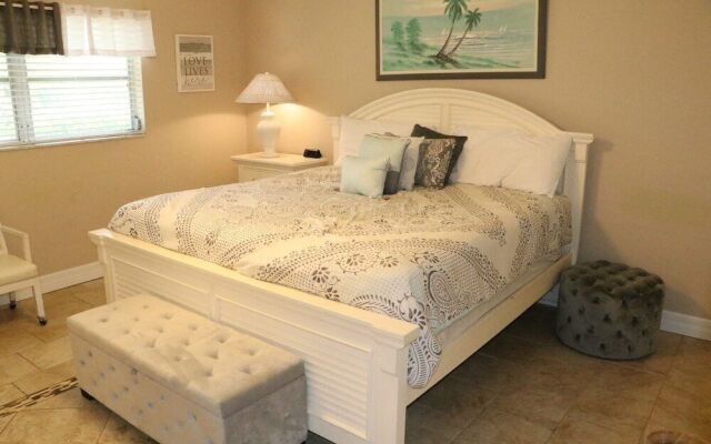 Jamaica Royale 099 - 2 Br Condo