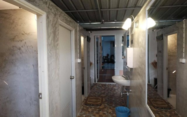 Baanrapeepong Boutique Hotel