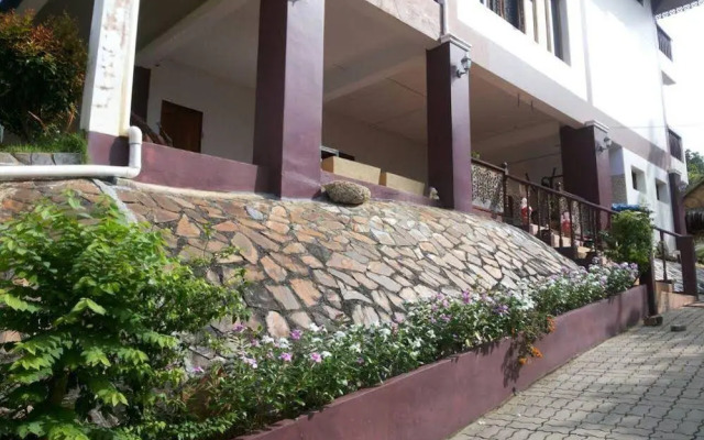 Lanta Mattia Bungalows and Resort