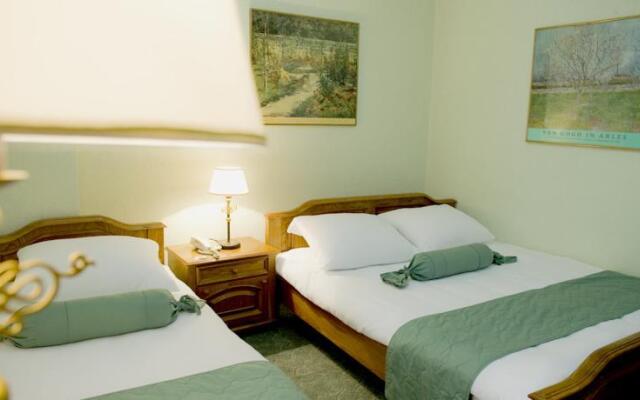 Victory hotel Pristina