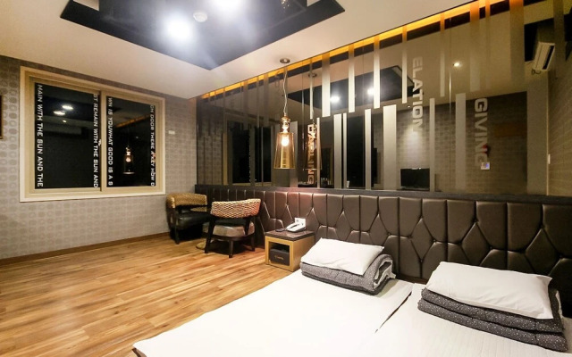 Andong Hotel Gung