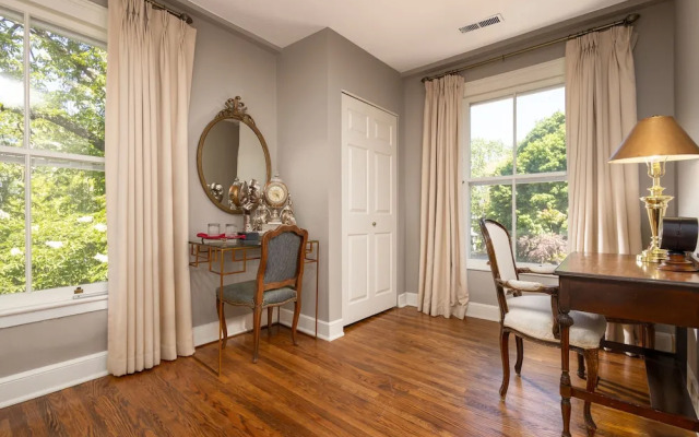 The Old Bank House Bed & Breakfast