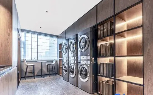 Shanghai North Bund Dalian Road Subway Station Atour Hotel