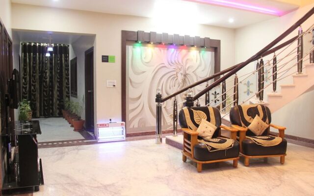 OYO 4096 Hotel Divyanshi