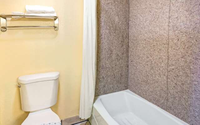 Super 8 by Wyndham Yreka