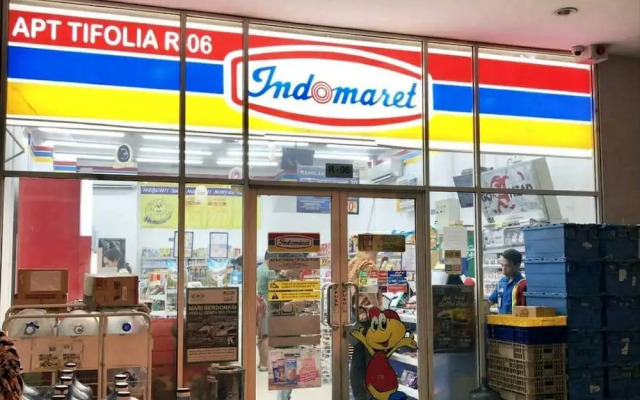 Pleasant Tifolia Studio Cozy Room In Kelapa Gading