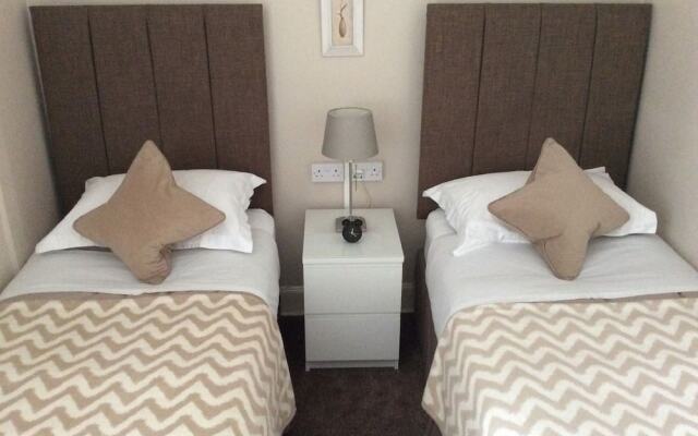Pitcullen Guest House