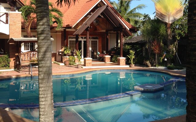 Dumaguete Springs Beach Resort