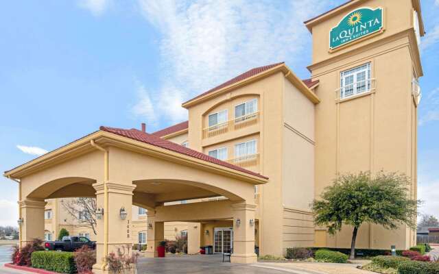 La Quinta Inn & Suites by Wyndham Lawton / Fort Sill