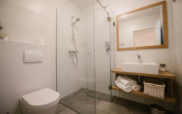 2I rooms
