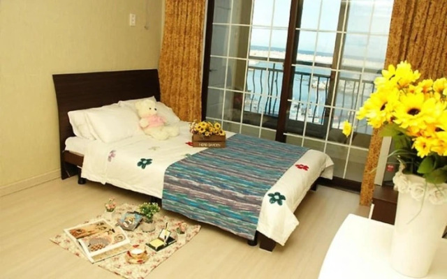 Yangyang Sea Garden Pension