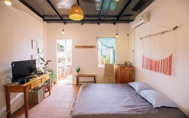 Momento Boutique Hostel