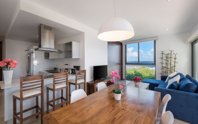 Elegant 1 BR with ocean view by Happy Address