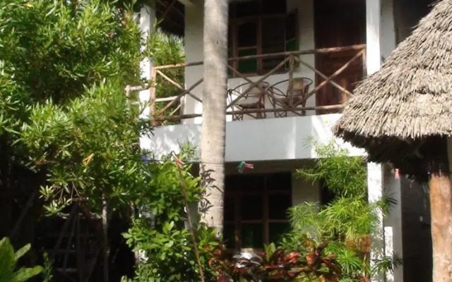 Helwa Zanzibar Beach Bungalows