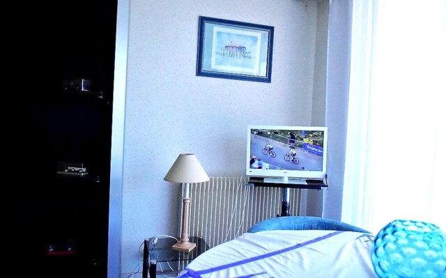 Studio In Arcachon With Wonderful Sea View And Furnished Balcony