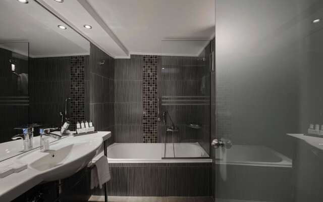 Dolce Athens A tica Riviera Hotel