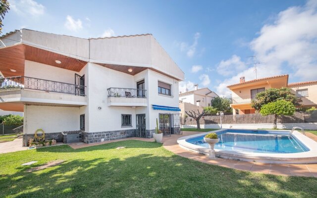 Casa En Calafell Con Piscina Privada(R91)