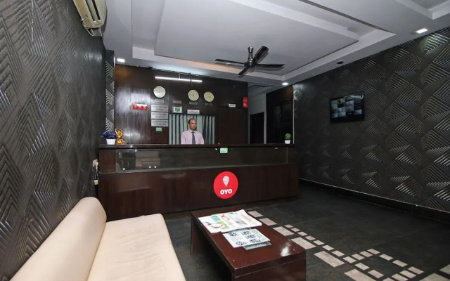 OYO 9030 Hotel Delhi Airport Plaza
