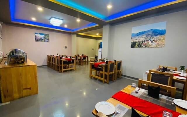 Tsherim Resort