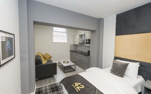 42 Apart-hotel