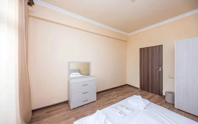 Argishti street 2 bedroom apartment