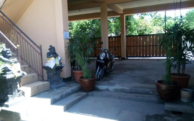 Puji Homestay