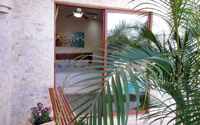 One Extra Free Night Staying 3 Nights Intl Chef & Yacht - Brekky Available