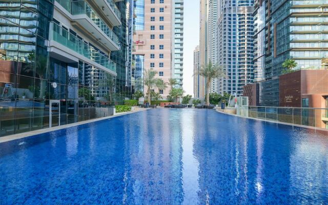 Tanin - Luxury Waterfront Apt with Stunning Marina Views