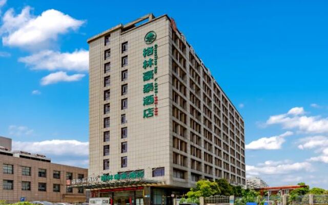 GreenTree Inn(Yingbin East Road high speed railway station passenger transport center store)