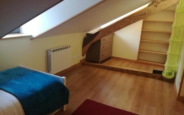 Great house in center of Luz St Sauveur