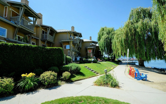 Villa's At Eldorado Resort