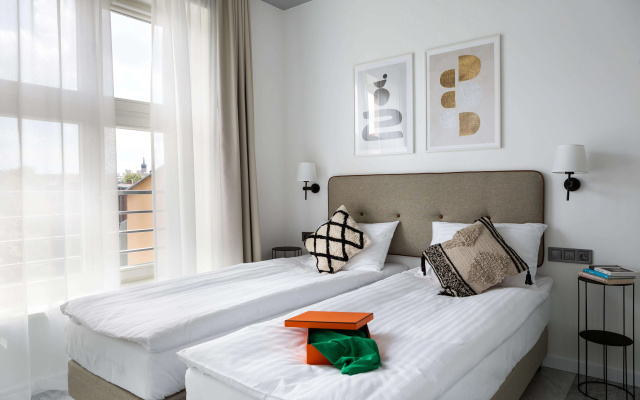 H11 Aparthotel