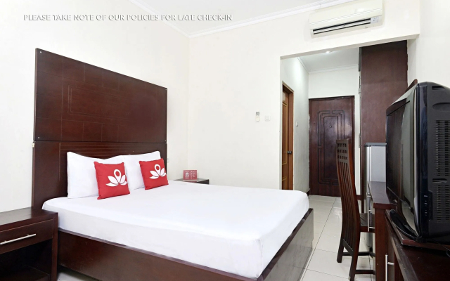 ZEN Rooms Kuningan Tiong