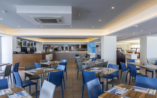 Tofinis Hotel