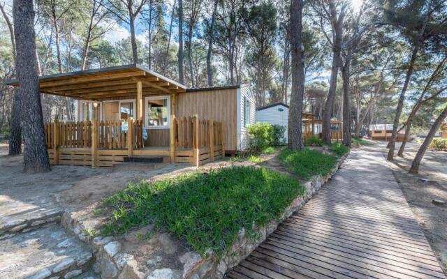 Las Palmeras Camping & Bungalow