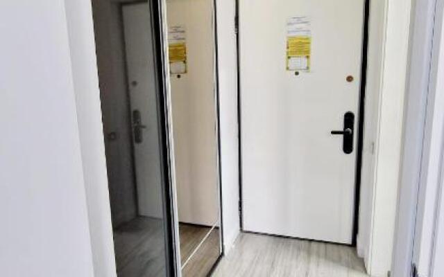 Studio White Tower 106