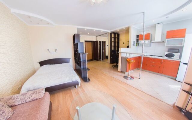 Огни Саратова на ул. Тараса Шевченко, 38/48