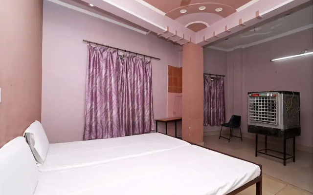 Spot On 40652 Hotel Sai Niwas