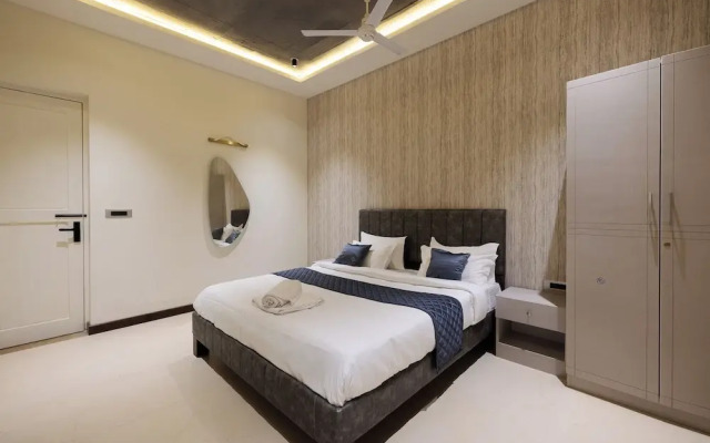 The Serene Shores - Luxury Private Villa