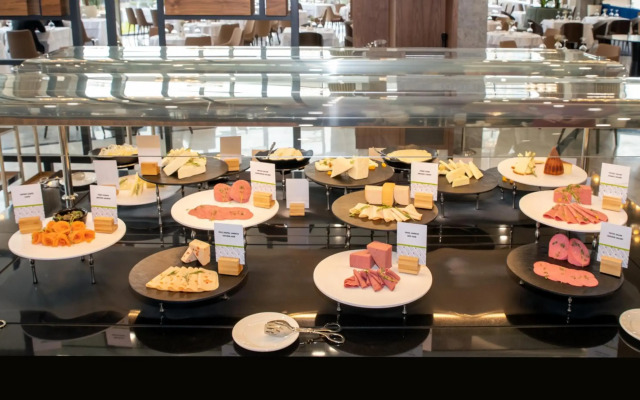DoubleTree by Hilton Manisa