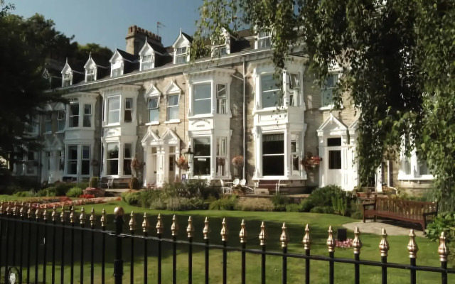 Wheatlands Lodge Hotel