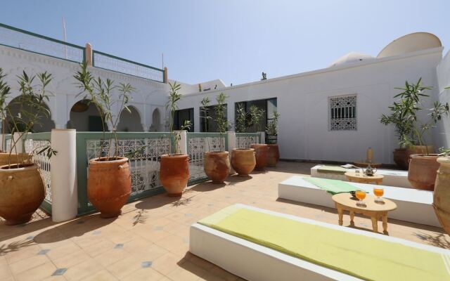 Riad DAR DAR