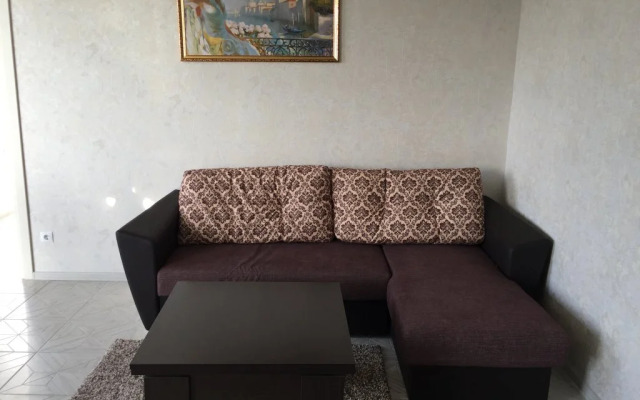 Ryadom S Morem Apartments